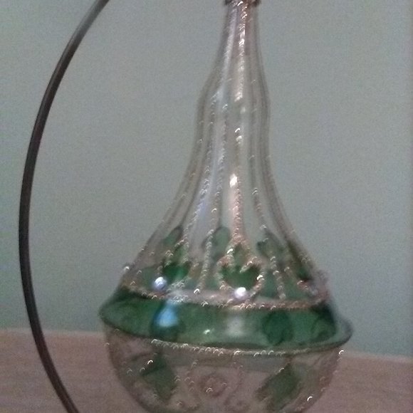 2 Clear Ornaments with Gold Accents - Picture 7 of 7